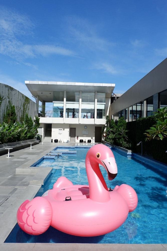 The Premiere Hotel Pekanbaru Eksteriør bilde
