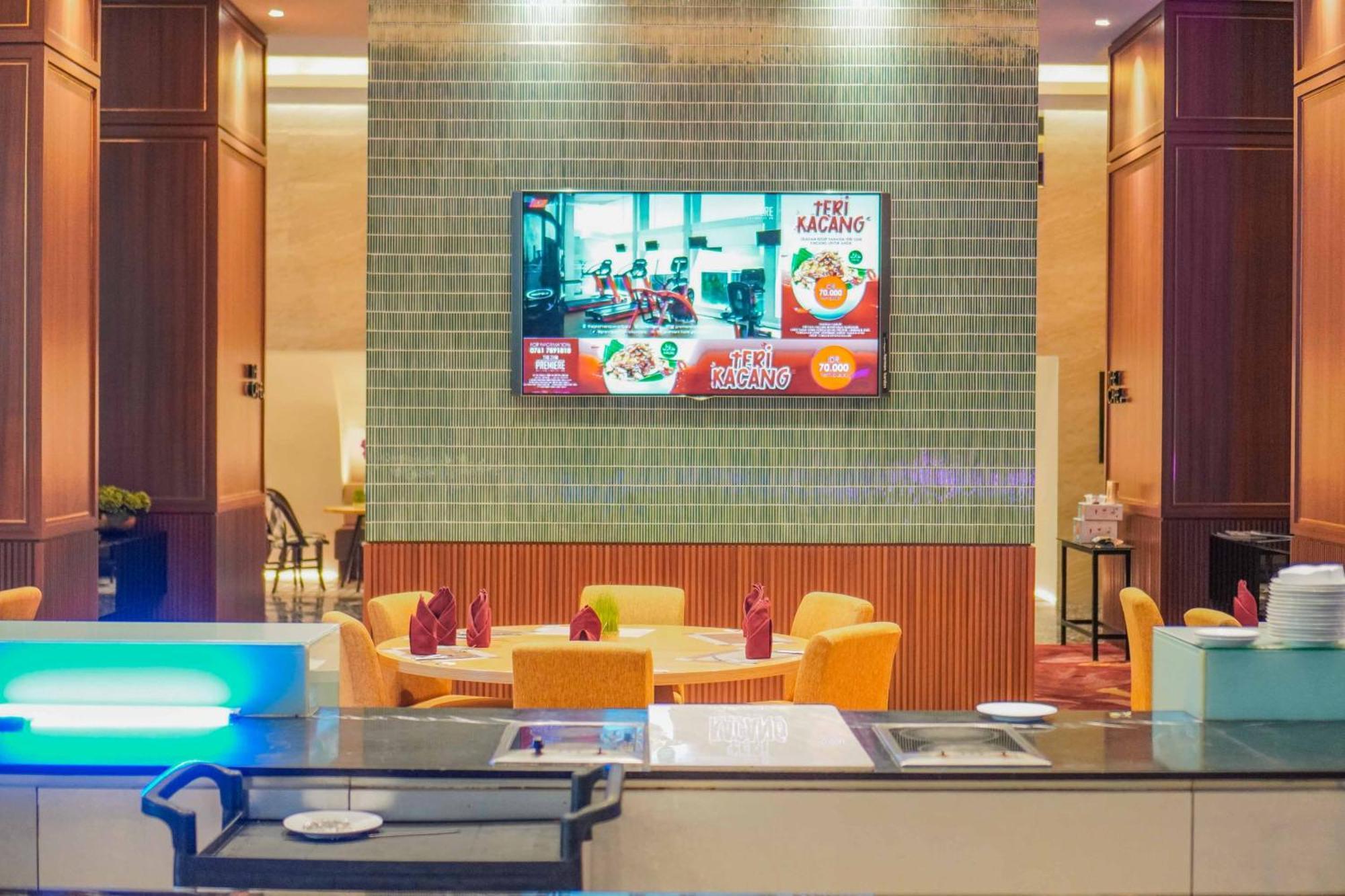 The Premiere Hotel Pekanbaru Eksteriør bilde