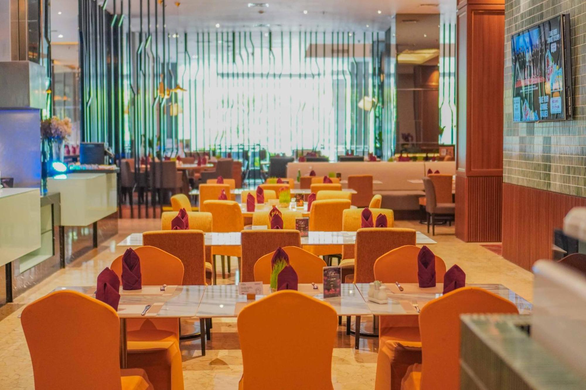 The Premiere Hotel Pekanbaru Eksteriør bilde
